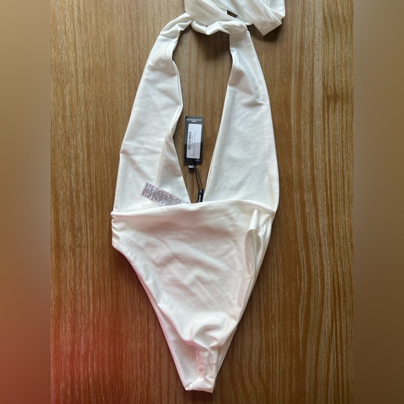 White Multiway Wrap Waist Plunge Swimsuit - Picture 3 of 3